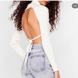 NEVER WORN OPEN BACK SWEATER/ SIZE M